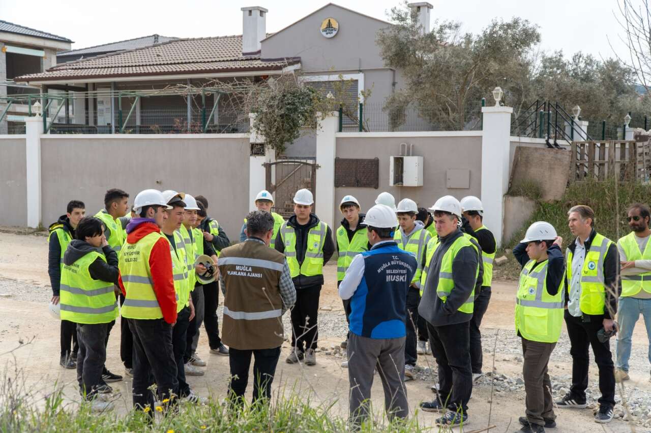 MUPA Beceri Projesiyle Gençler Sahada Öğreniyor 2